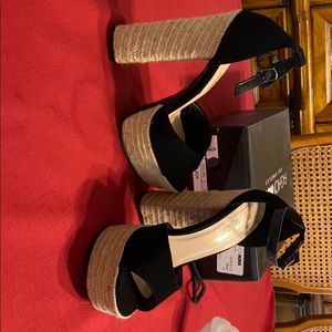 Sexy black woven heels